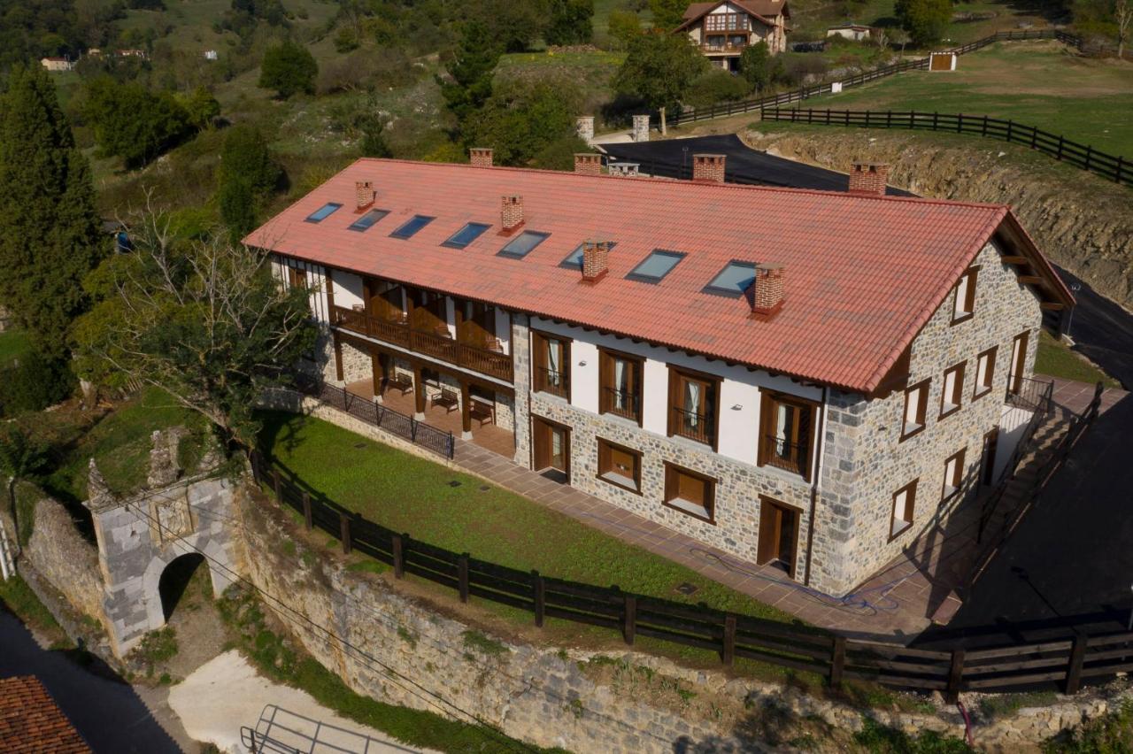 Apartamentos Los Picos De Europa Colio Kültér fotó