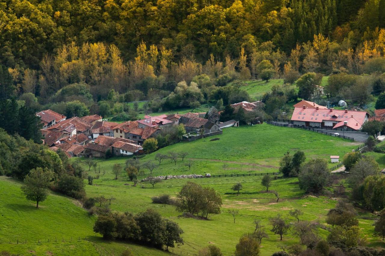 Apartamentos Los Picos De Europa Colio Kültér fotó