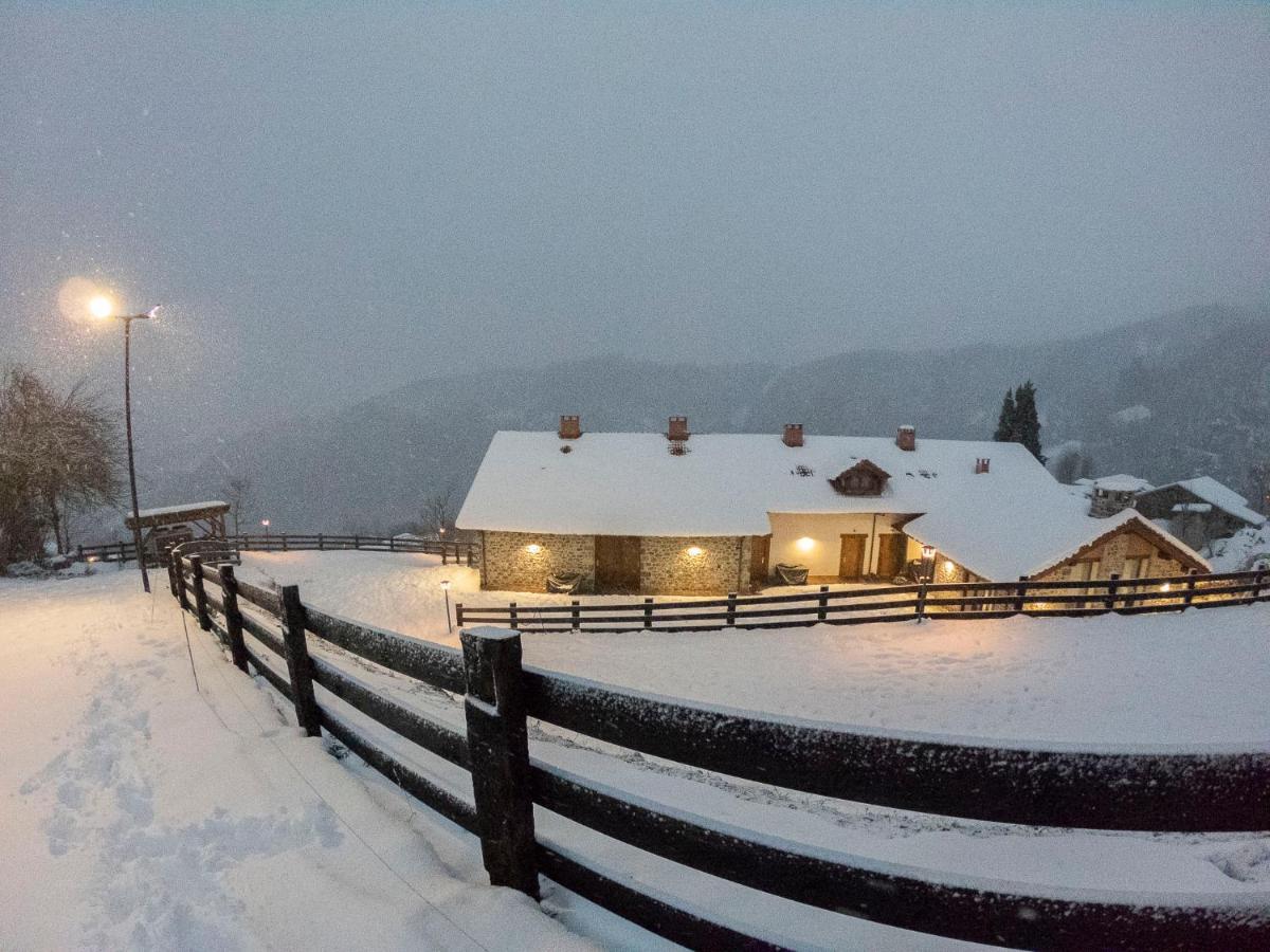 Apartamentos Los Picos De Europa Colio Kültér fotó